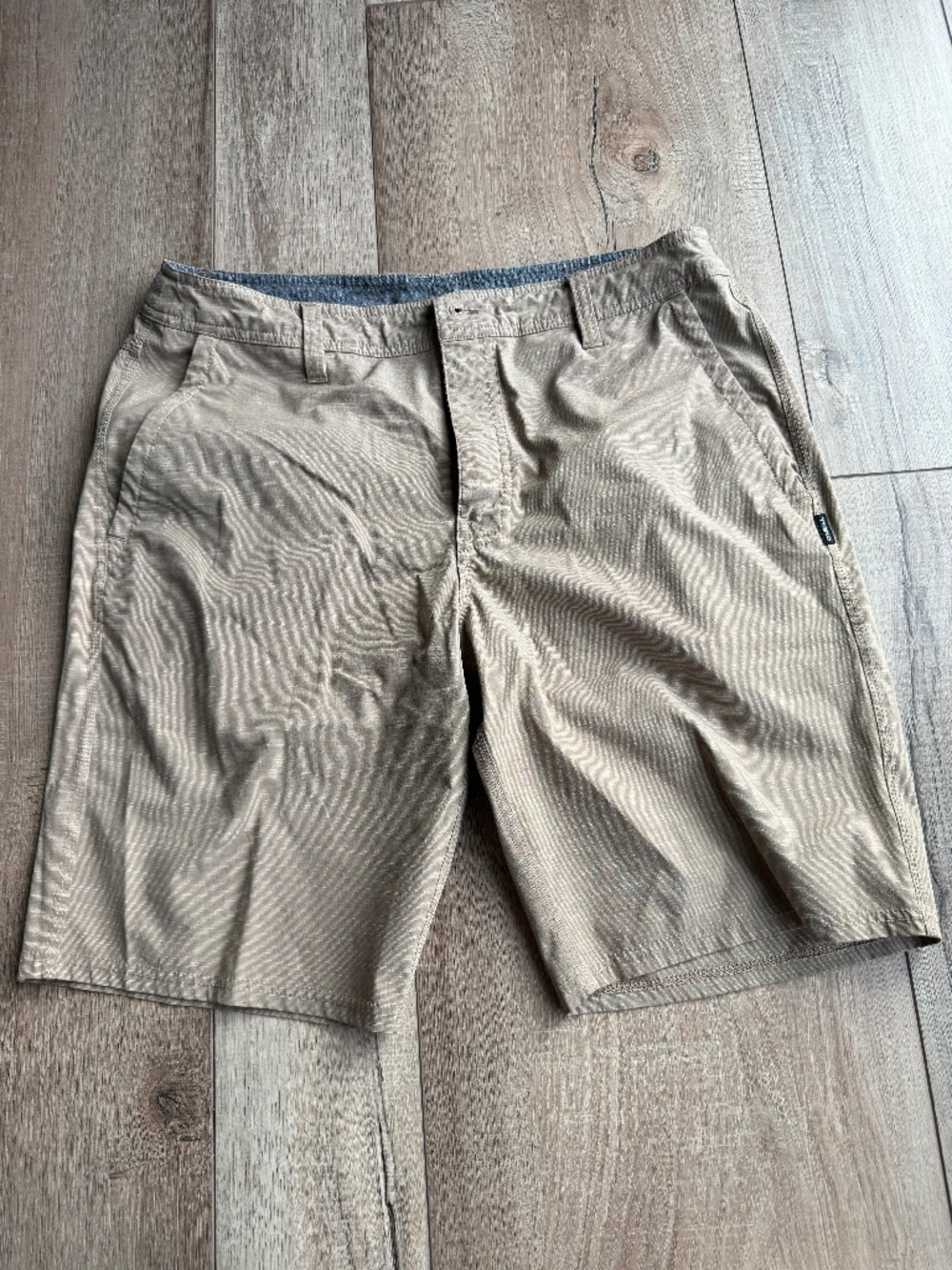 Reserve Heather 21" Hybrid Shorts